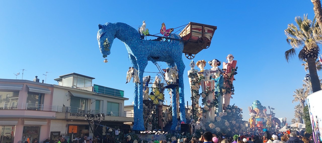 viareggio carnival 2024 tuscany italy