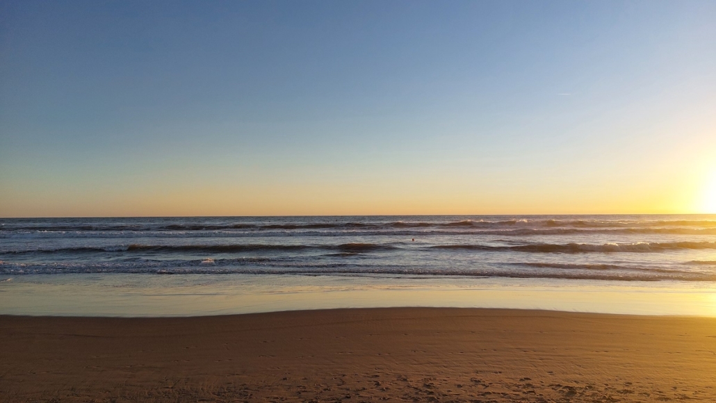 beach sunset marina pietrasanta versiliana 