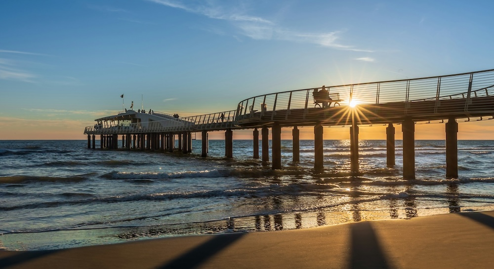 camaiore pier sunset